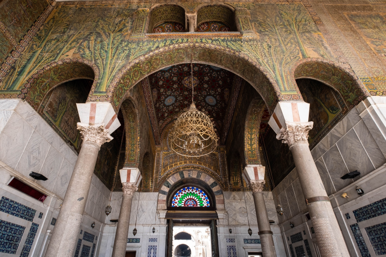 المسجد الأموي من الداخل المسجد الأموي من الداخل